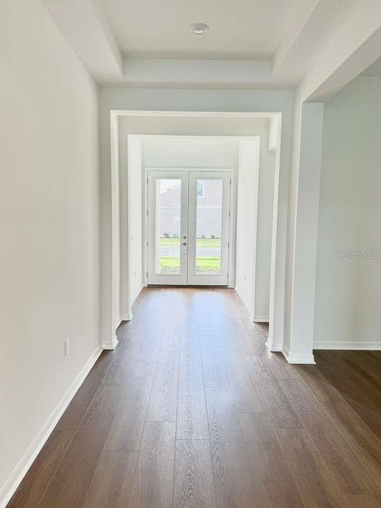 Image 15 of 43 For 214 Woodfall Lane