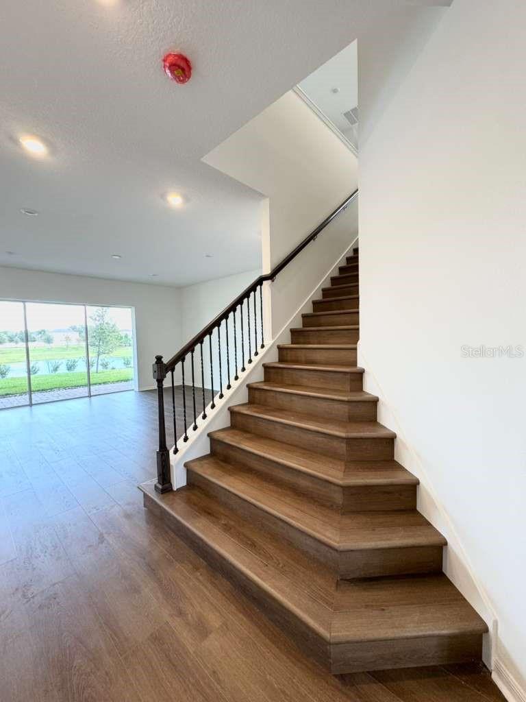 Image 18 of 43 For 214 Woodfall Lane