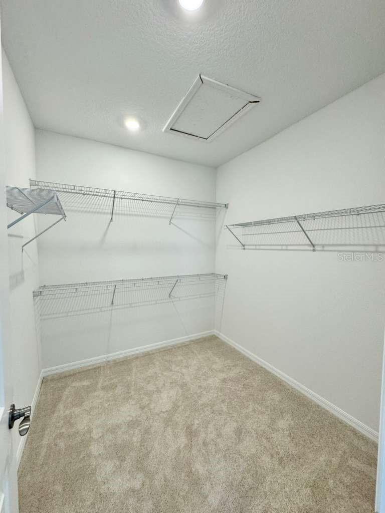 Image 27 of 43 For 214 Woodfall Lane