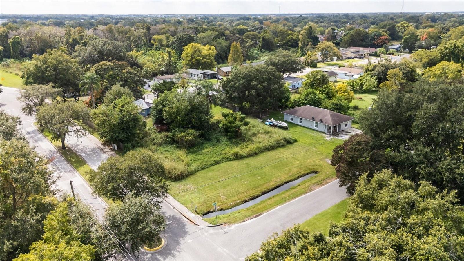 Image 11 of 12 For 190 Campus View Drive