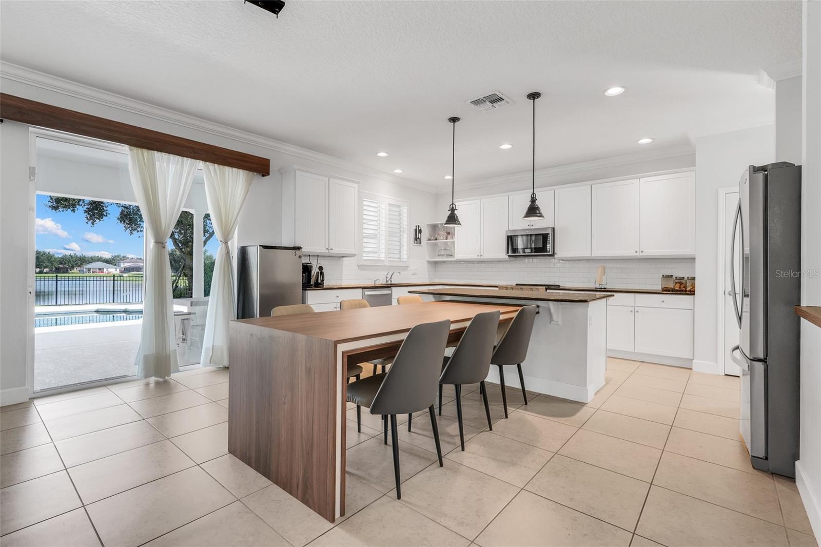 Image 13 of 53 For 11859 Thatcher Avenue