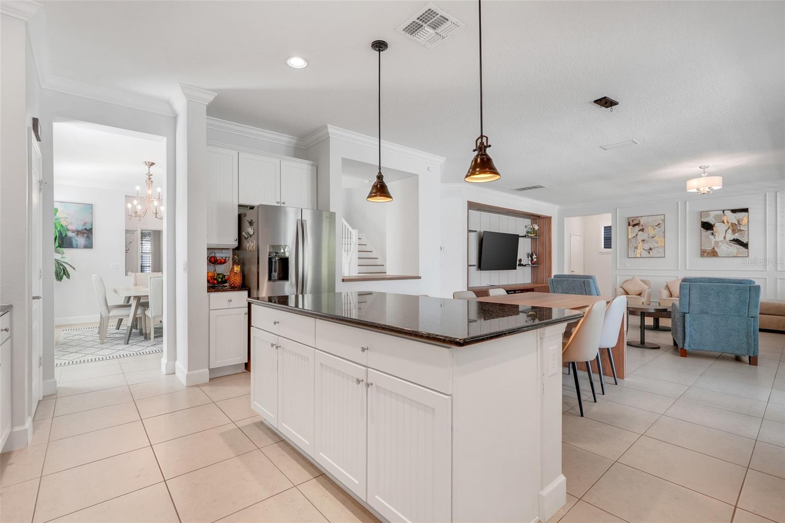 Image 15 of 53 For 11859 Thatcher Avenue