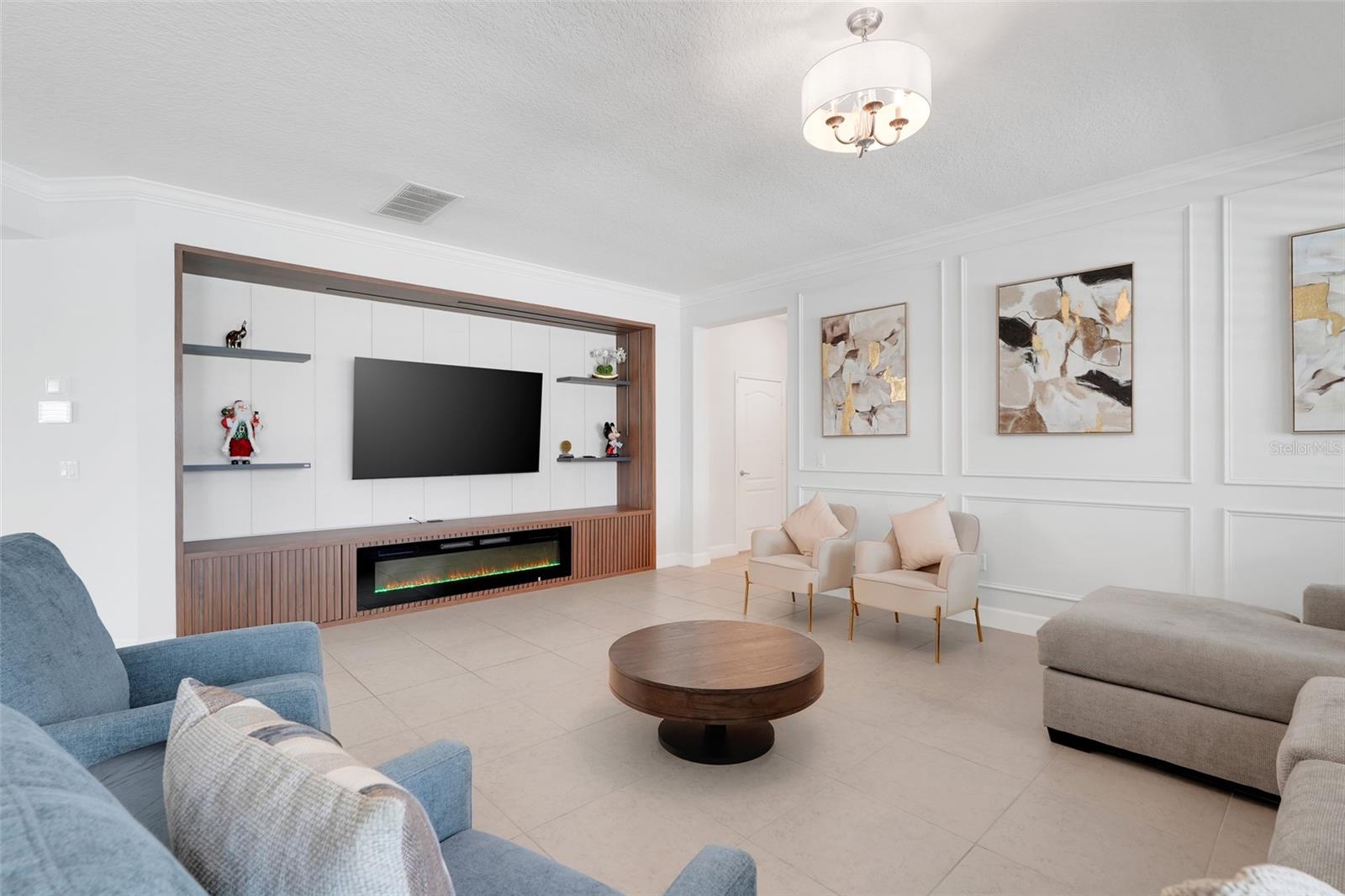 Image 18 of 53 For 11859 Thatcher Avenue