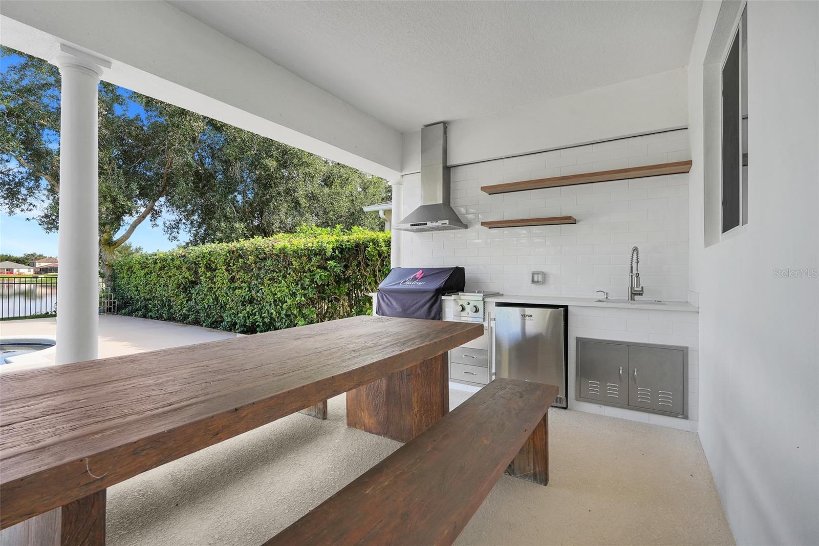 Image 37 of 53 For 11859 Thatcher Avenue