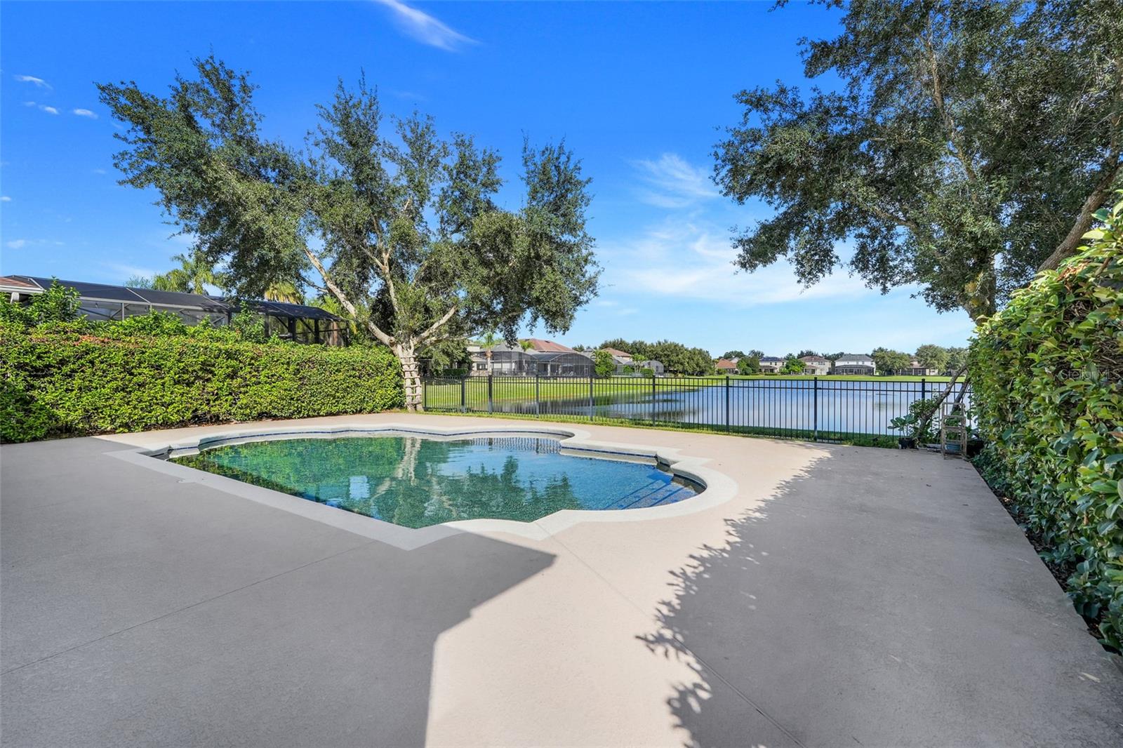 Image 39 of 53 For 11859 Thatcher Avenue