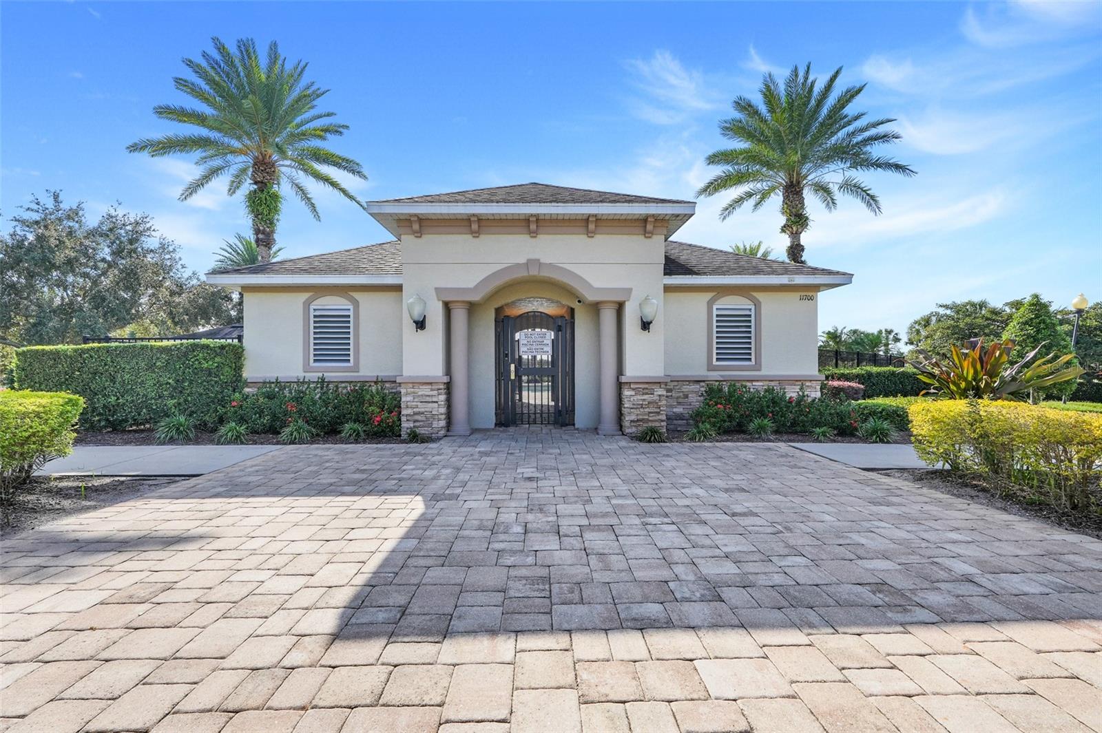 Image 47 of 53 For 11859 Thatcher Avenue