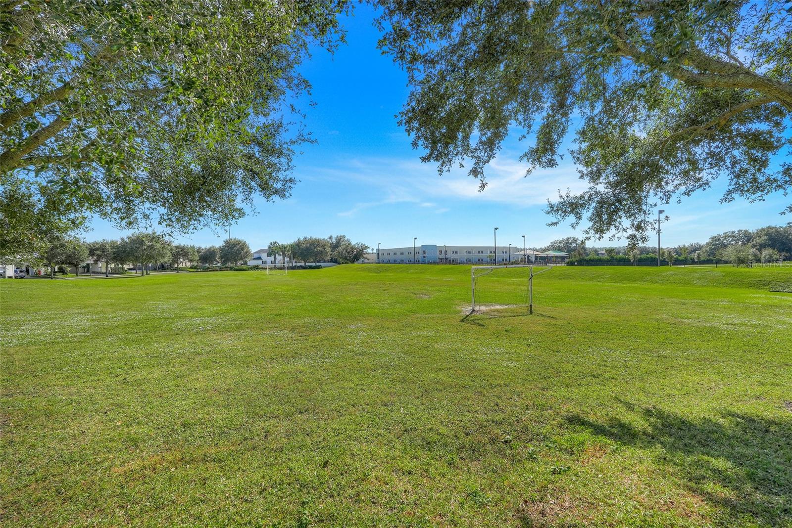 Image 52 of 53 For 11859 Thatcher Avenue