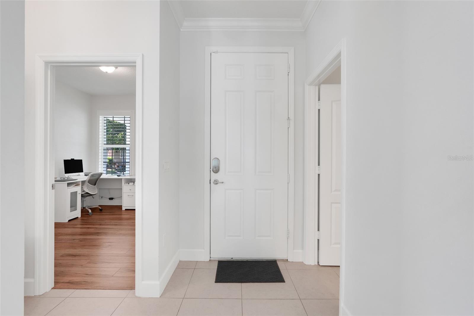 Image 6 of 53 For 11859 Thatcher Avenue