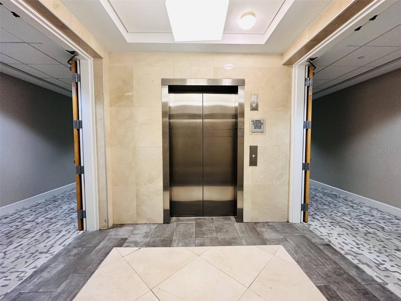 Image 21 of 26 For 101 Eola Drive 1202