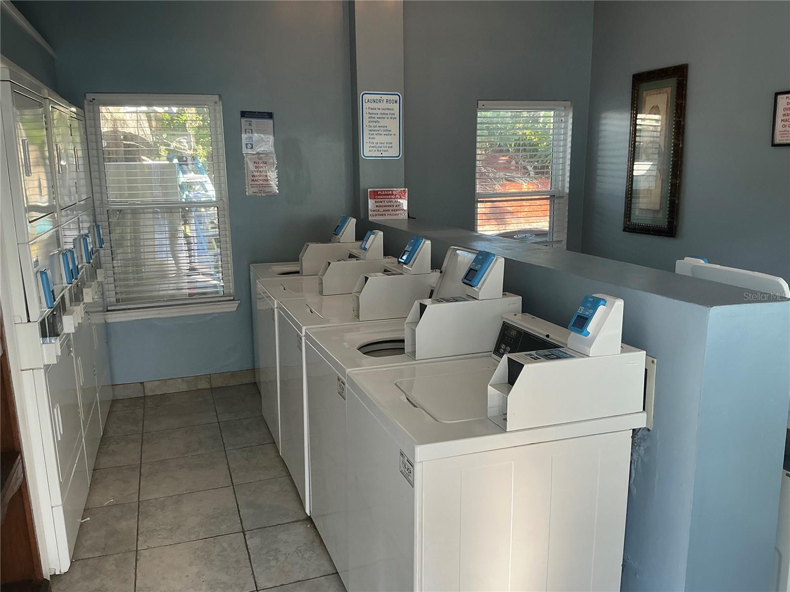 Image 27 of 48 For 715 Sugar Bay Way  107