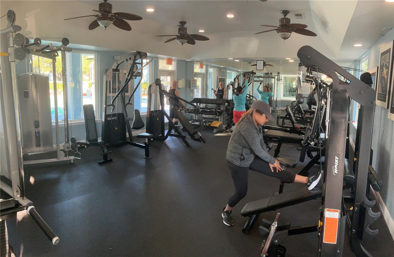 Image 34 of 48 For 715 Sugar Bay Way  107