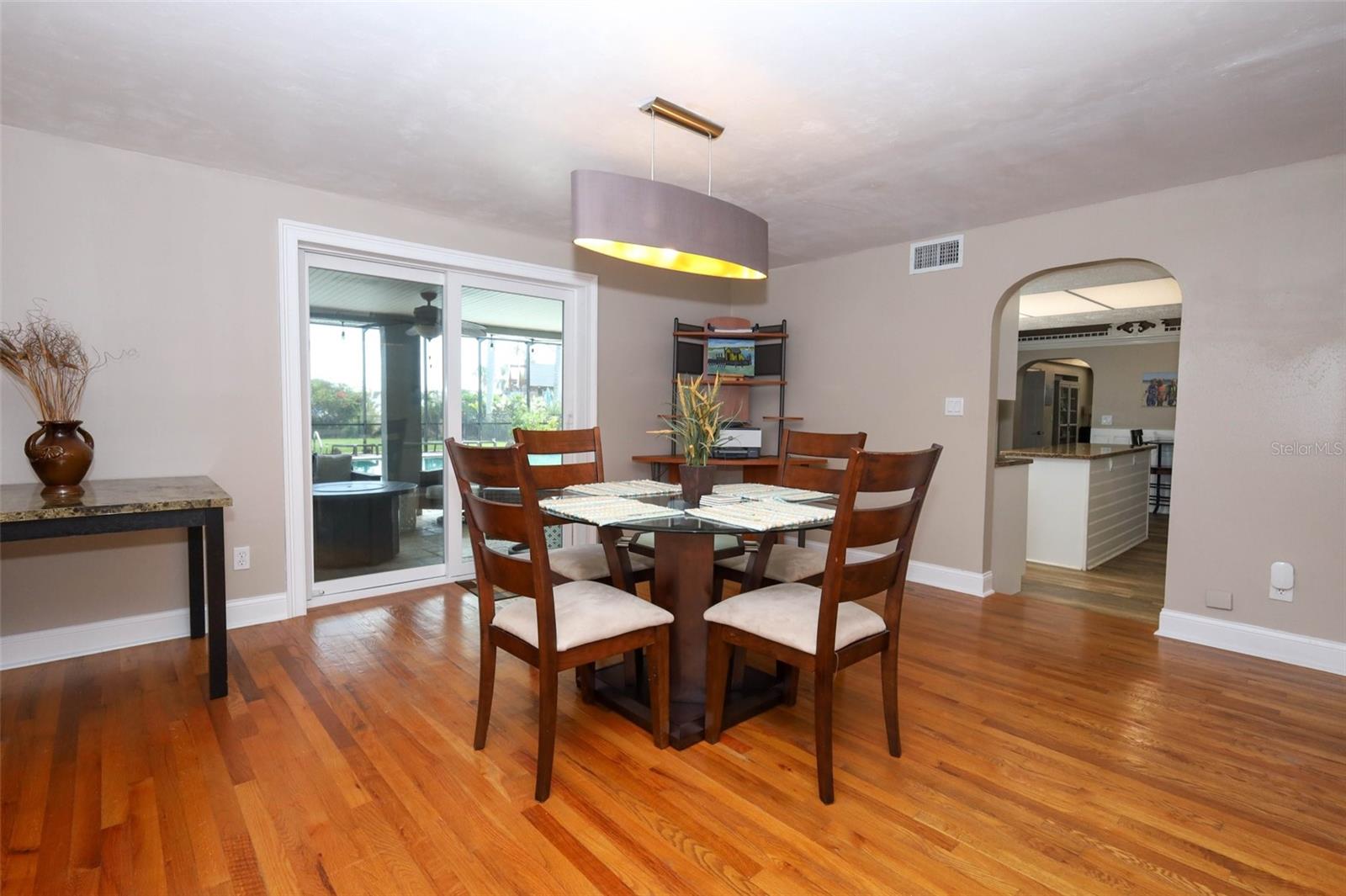 Image 19 of 97 For 301 Quay Assisi