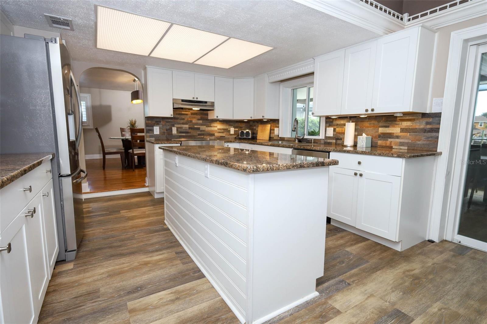 Image 23 of 97 For 301 Quay Assisi