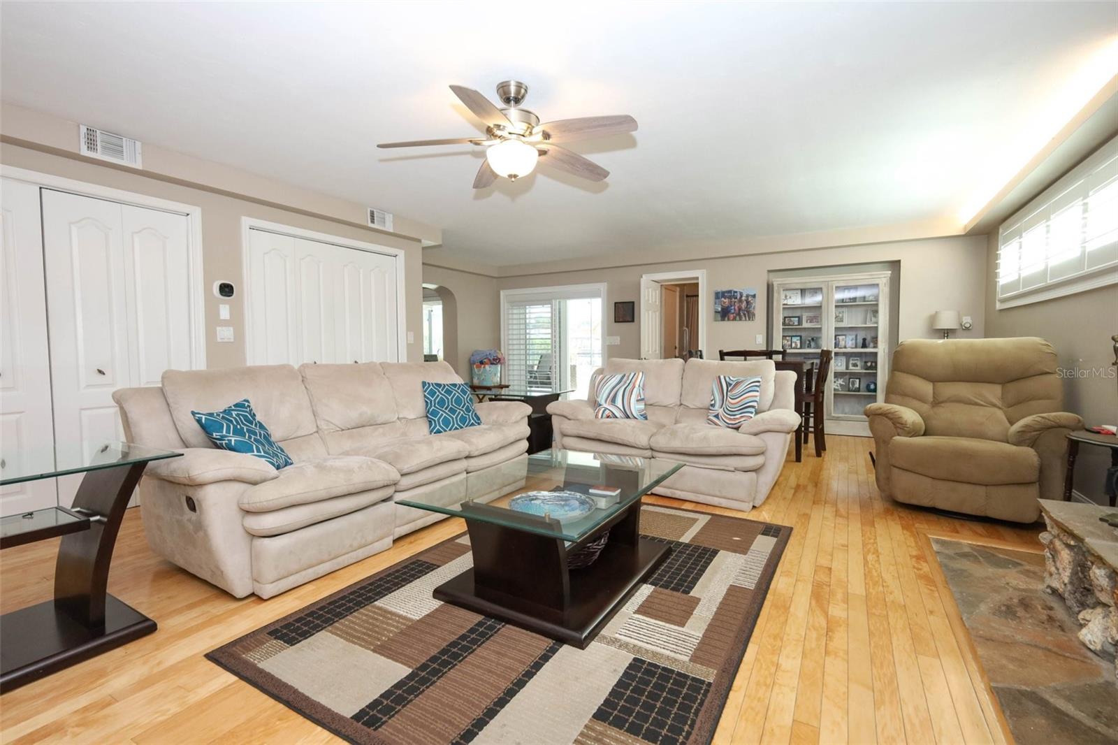 Image 30 of 97 For 301 Quay Assisi