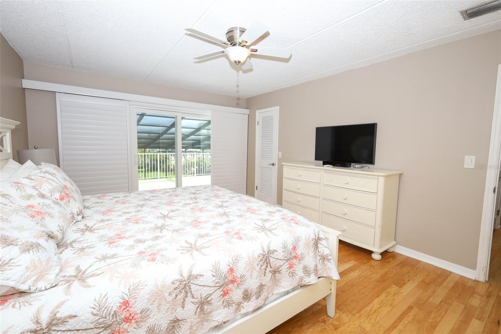 Image 55 of 97 For 301 Quay Assisi