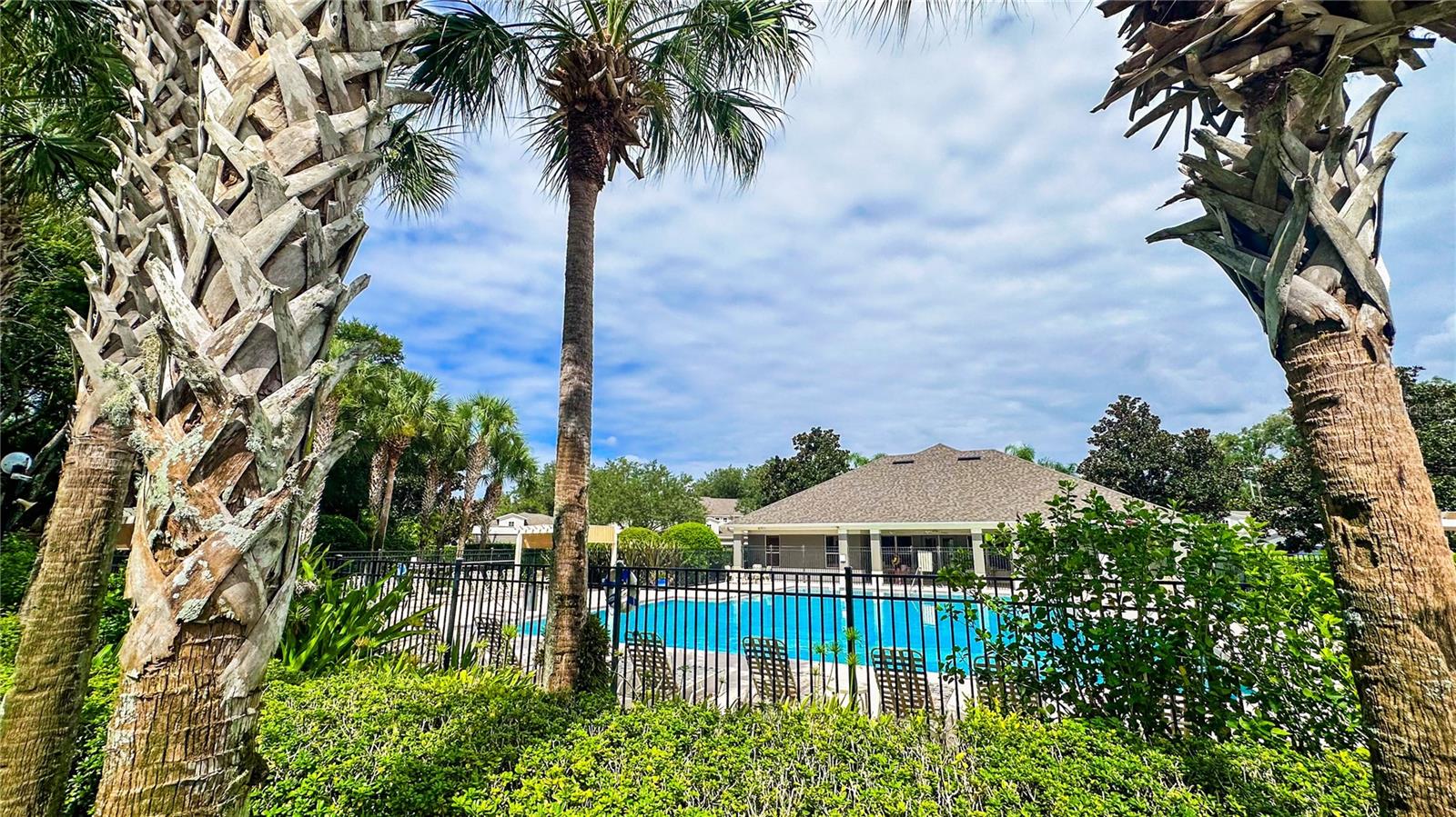 Image 32 of 41 For 1322 Sandstone Run