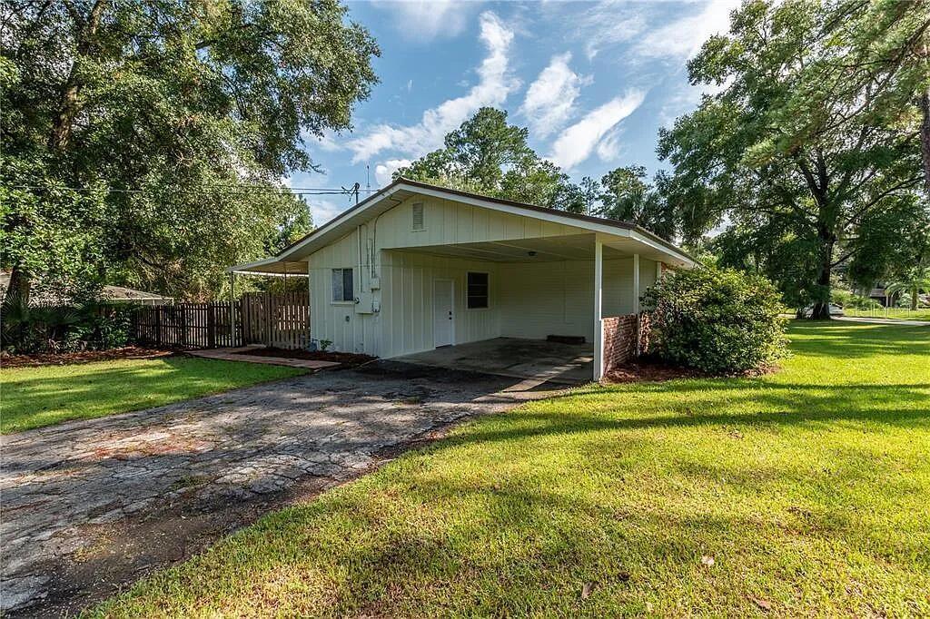 Image 34 of 39 For 921 17th Avenue