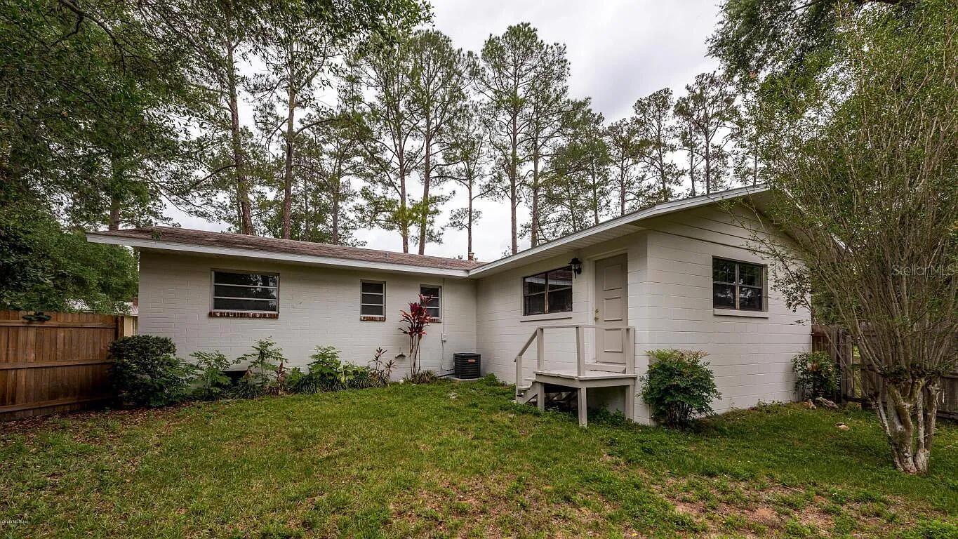 Image 8 of 39 For 921 17th Avenue