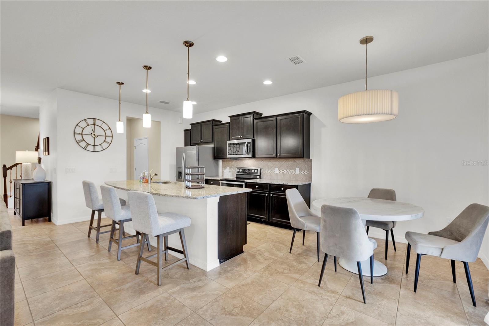 Image 4 of 19 For 1441 El Conte Drive