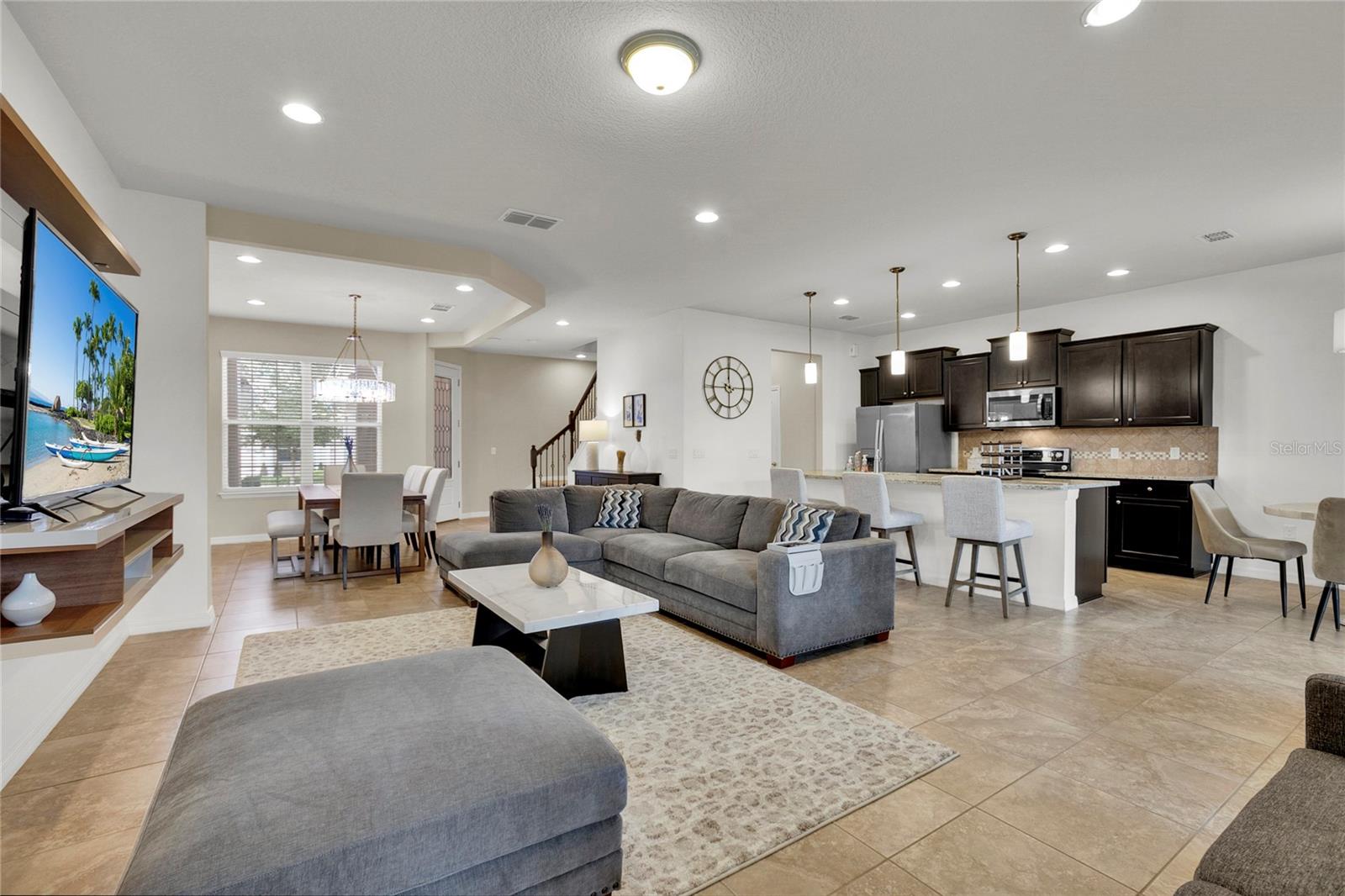 Image 6 of 19 For 1441 El Conte Drive