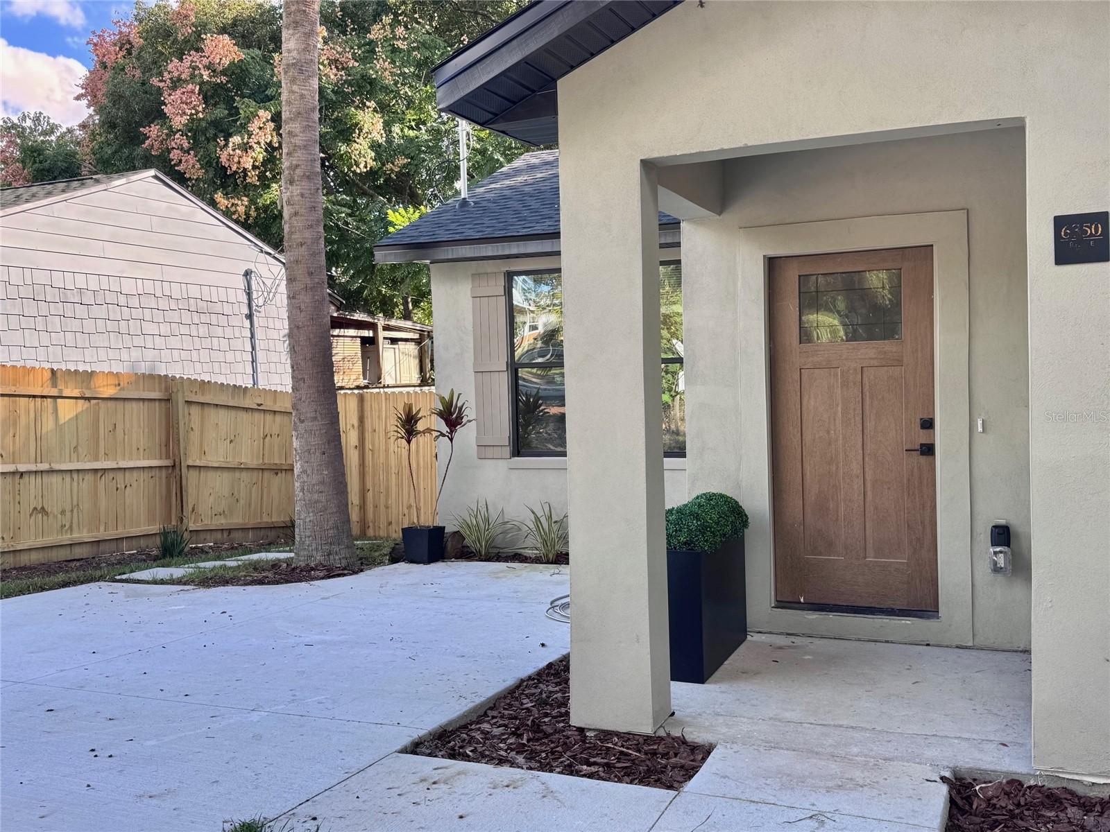 Image 4 of 18 For 6350 Ridge Terrace