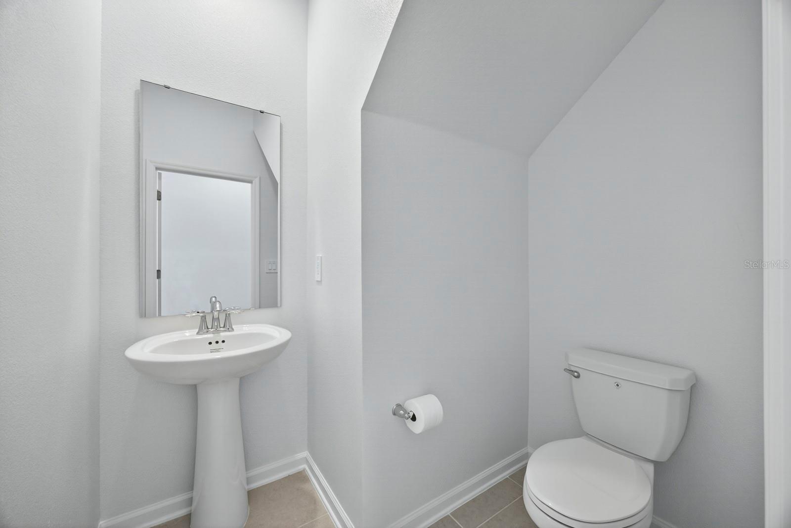 Image 11 of 44 For 3084 Armstrong Avenue