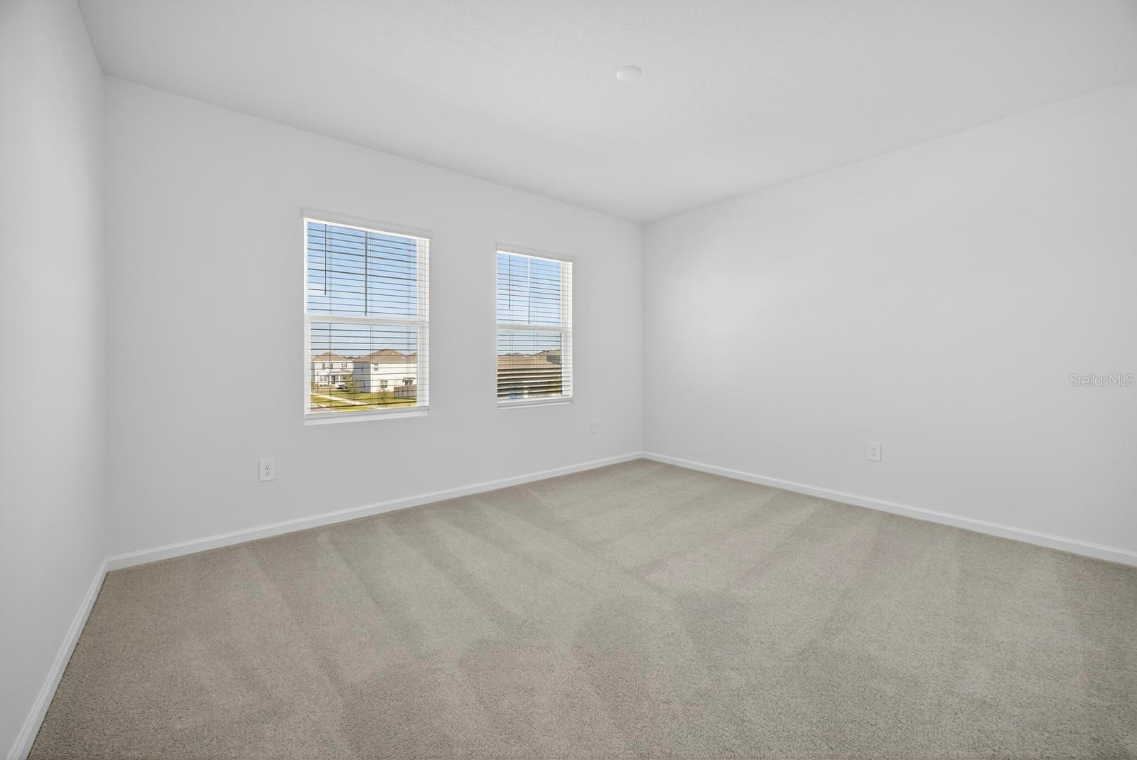 Image 16 of 44 For 3084 Armstrong Avenue