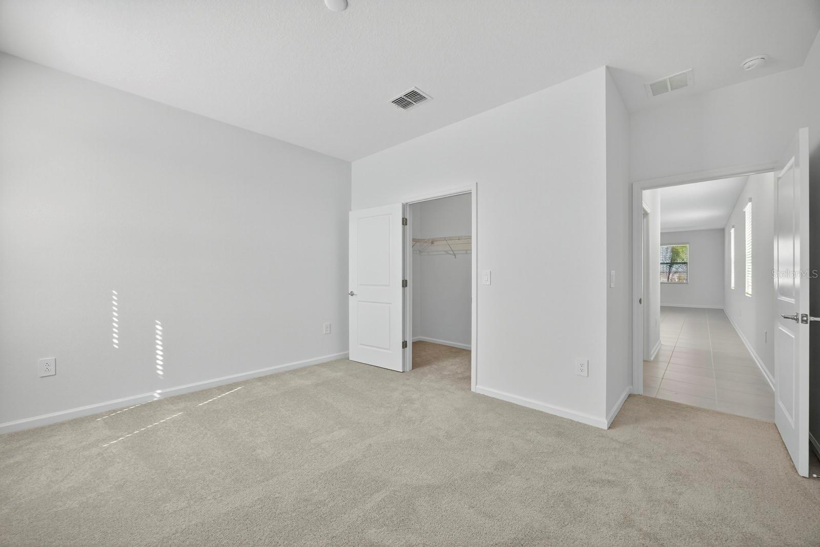 Image 37 of 44 For 3084 Armstrong Avenue