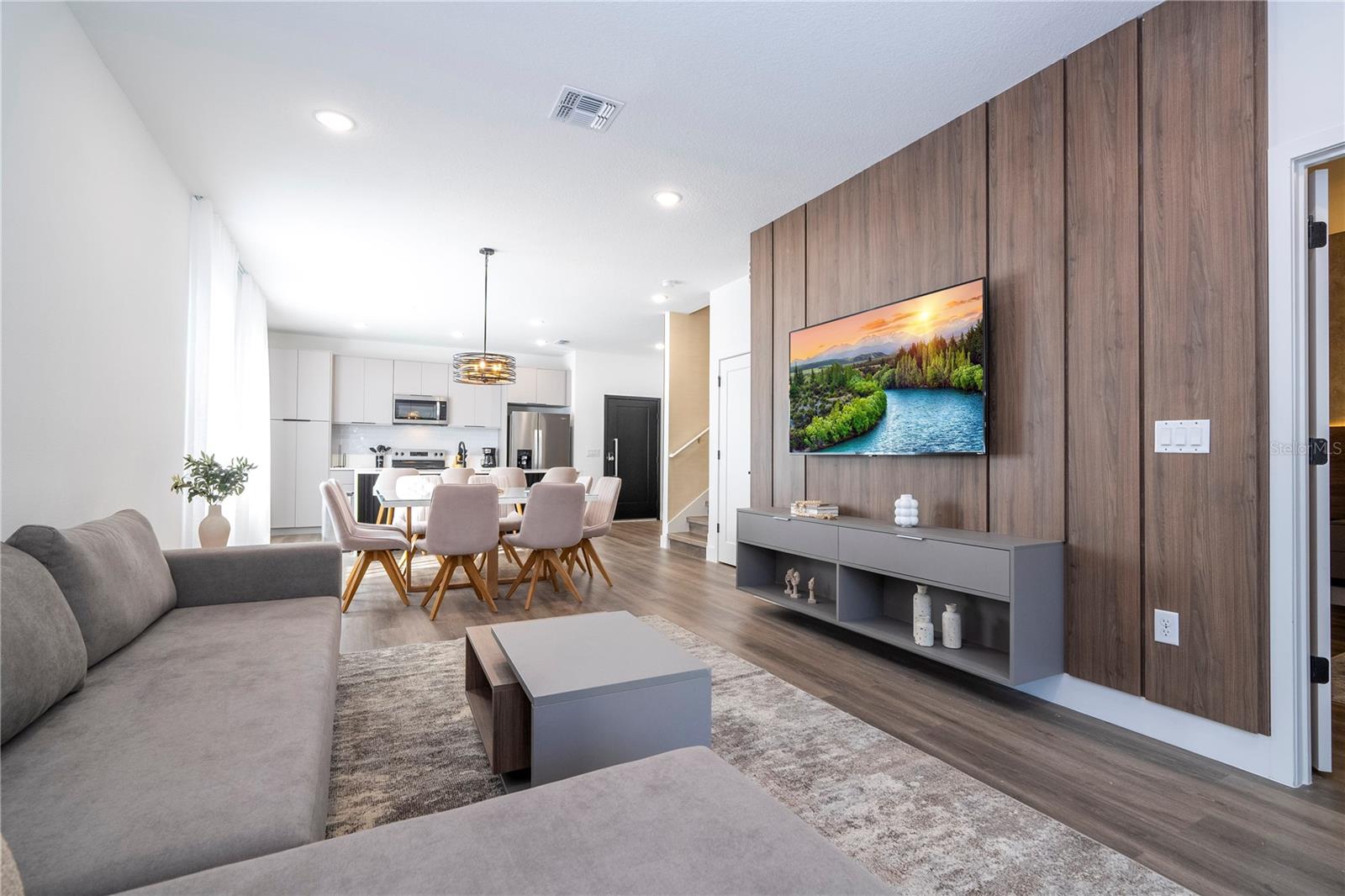 Image 21 of 55 For 9066 Hayman Lane