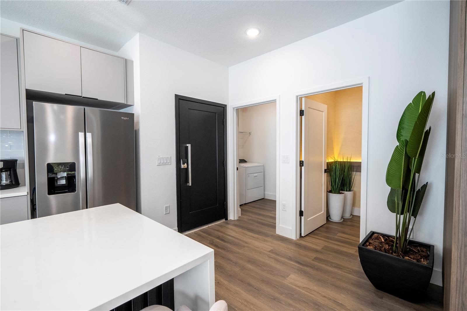 Image 6 of 55 For 9066 Hayman Lane