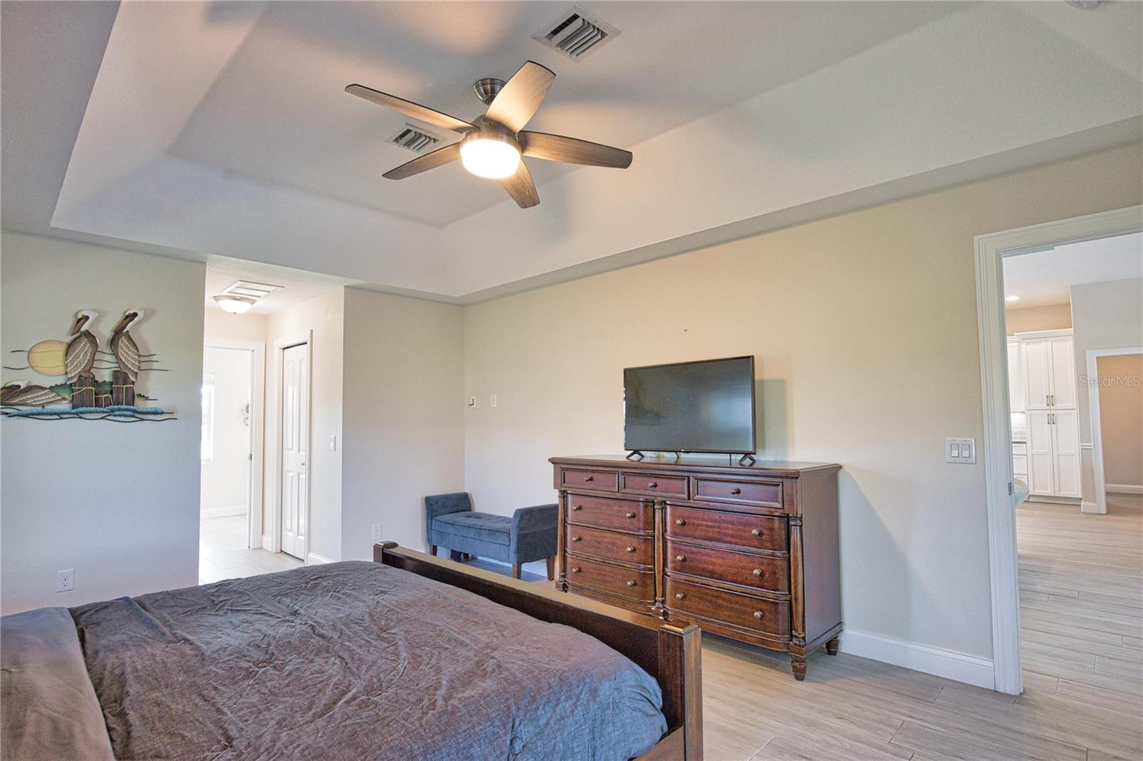 Image 19 of 37 For 916 Boundary Boulevard