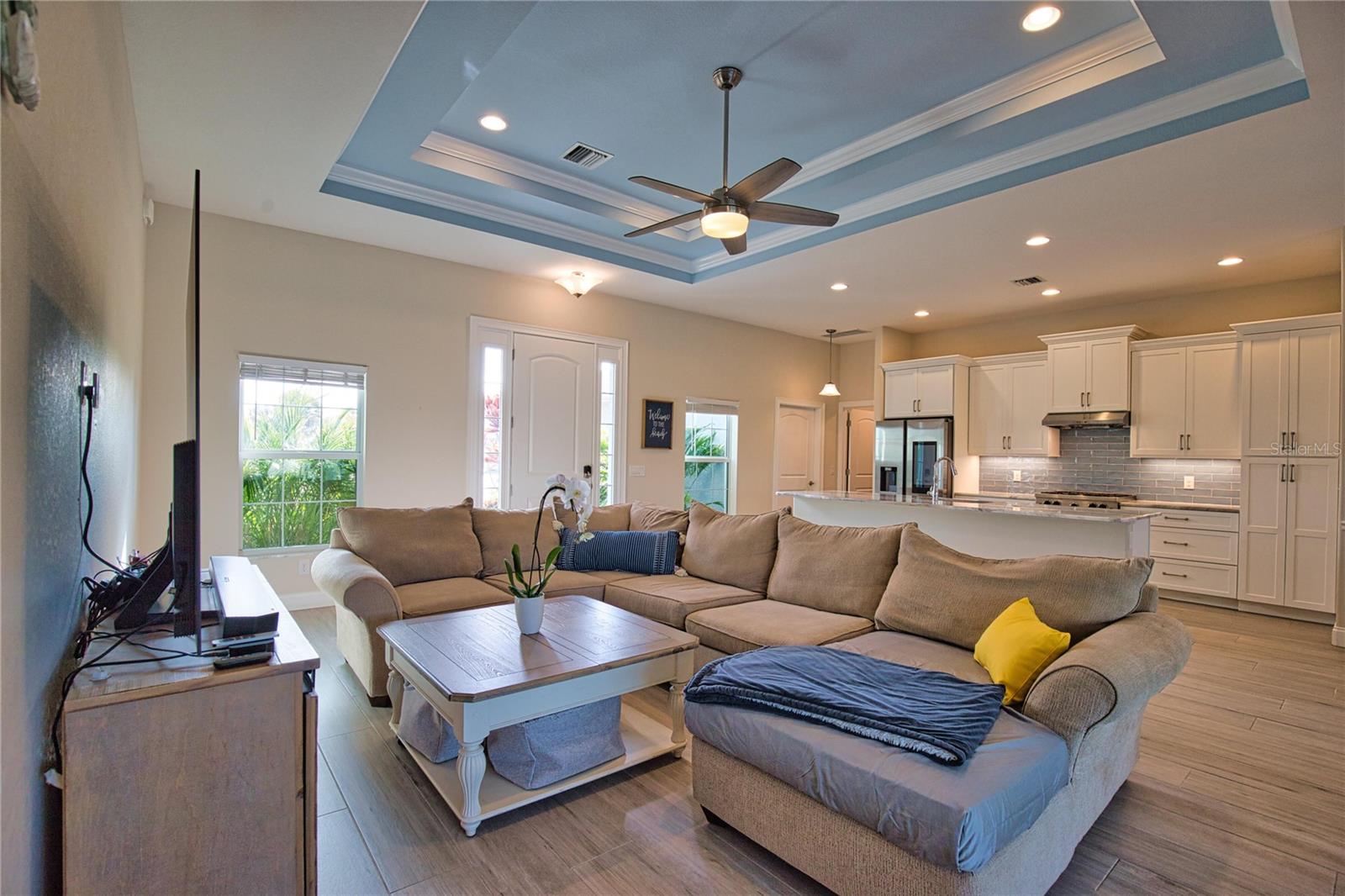 Image 4 of 37 For 916 Boundary Boulevard