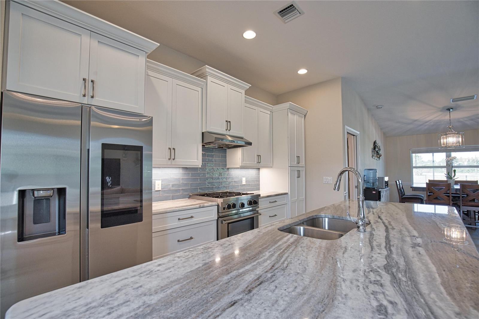 Image 7 of 37 For 916 Boundary Boulevard