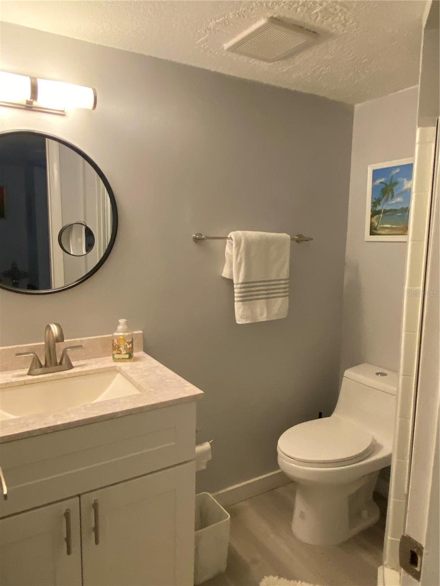 Image 16 of 21 For 1500 Gay Road 9b