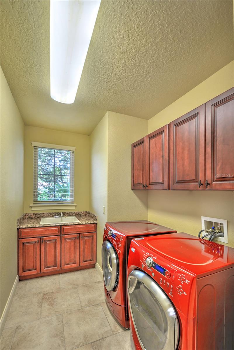 Image 51 of 62 For 5090 Riverside Drive 103