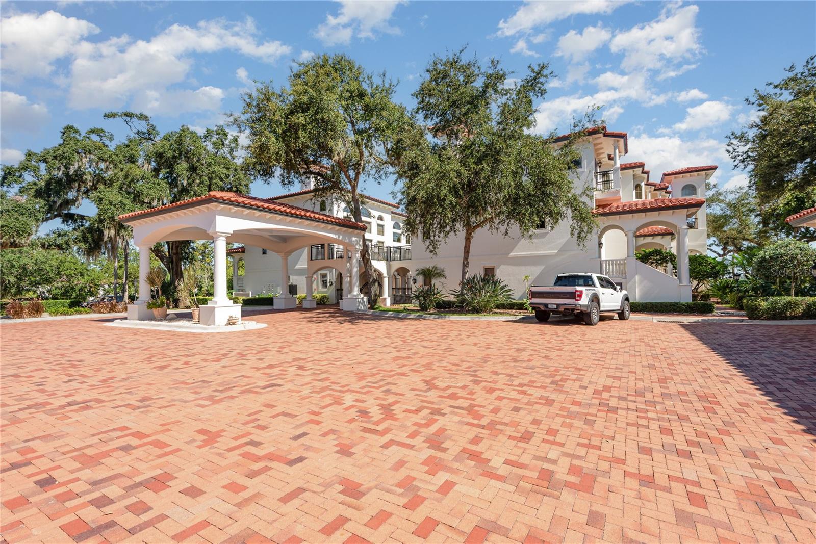 Image 60 of 62 For 5090 Riverside Drive 103