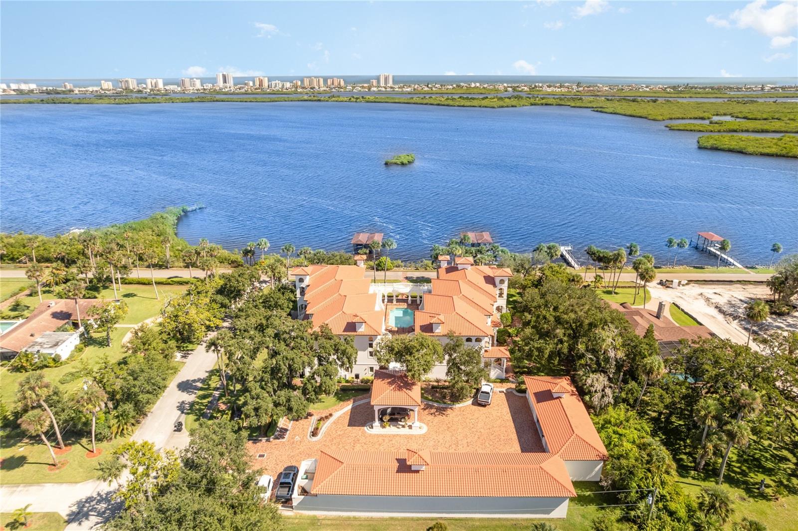 Image 61 of 62 For 5090 Riverside Drive 103