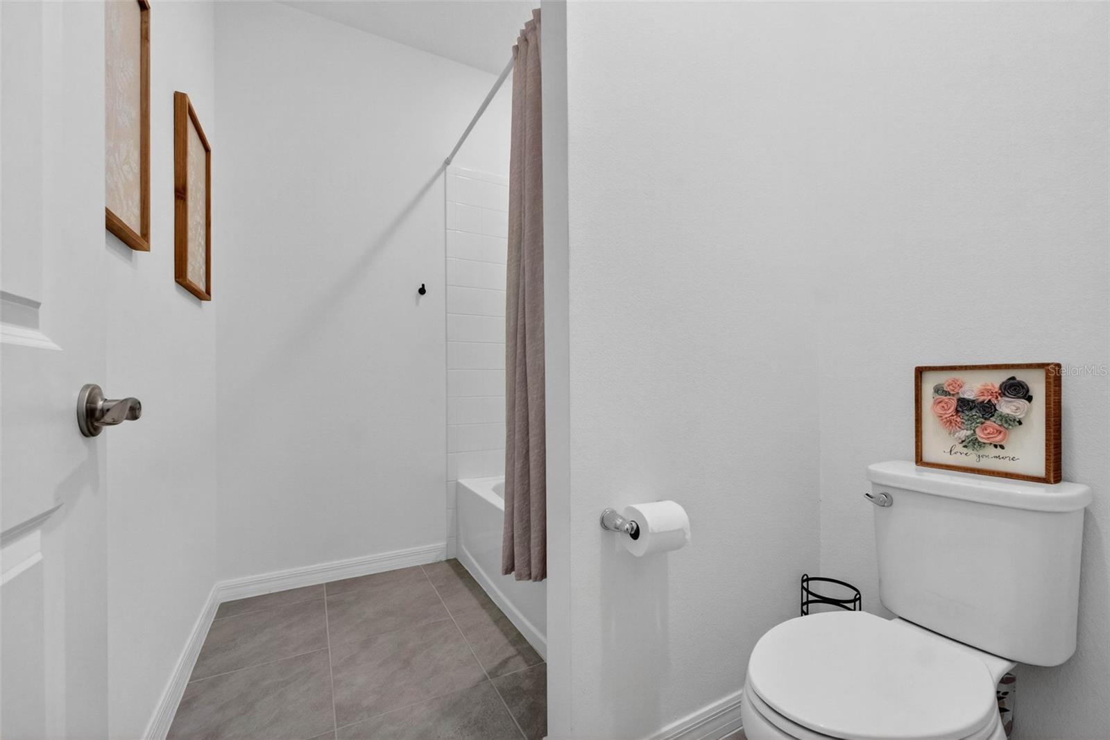 Image 21 of 39 For 2157 Emerald Springs Drive