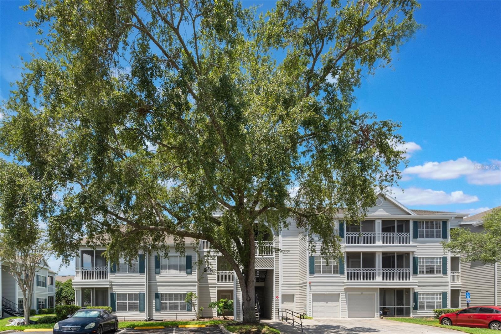 Image 4 of 37 For 5144 City Street 238