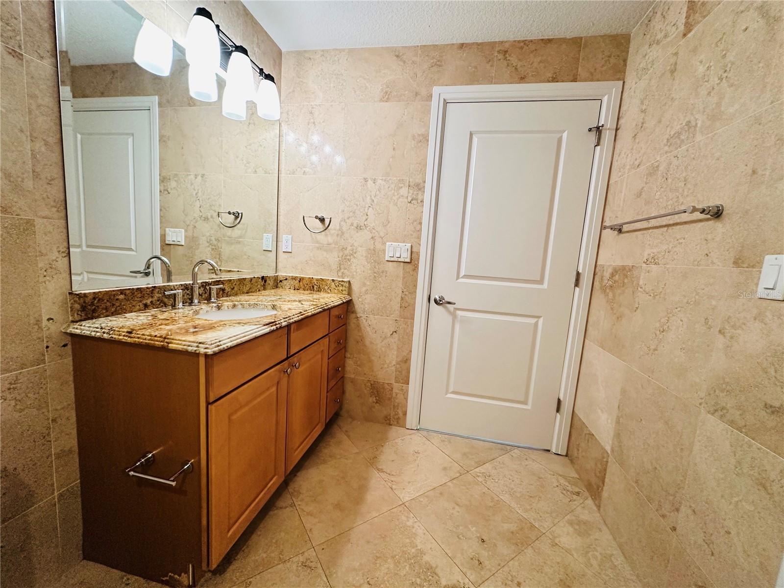 Image 12 of 56 For 101 Eola Drive 1209