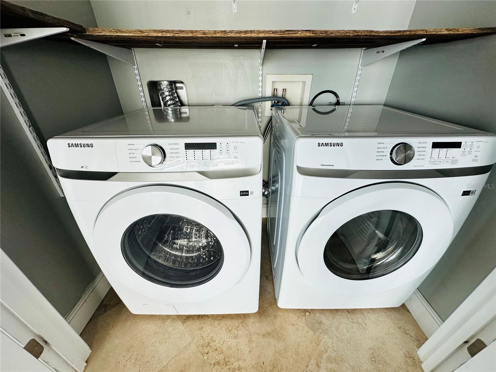 Image 24 of 56 For 101 Eola Drive 1209