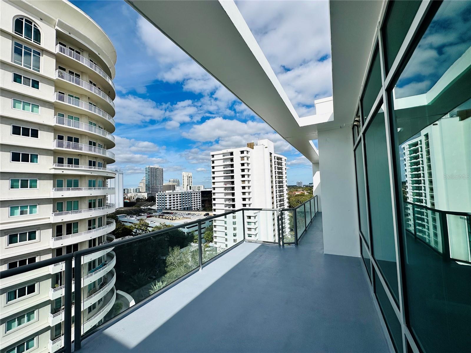 Image 26 of 56 For 101 Eola Drive 1209