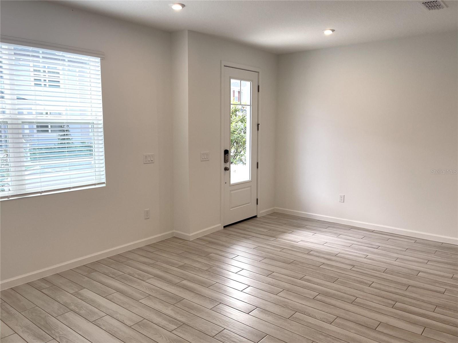 Image 2 of 24 For 1294 Tarflower Drive