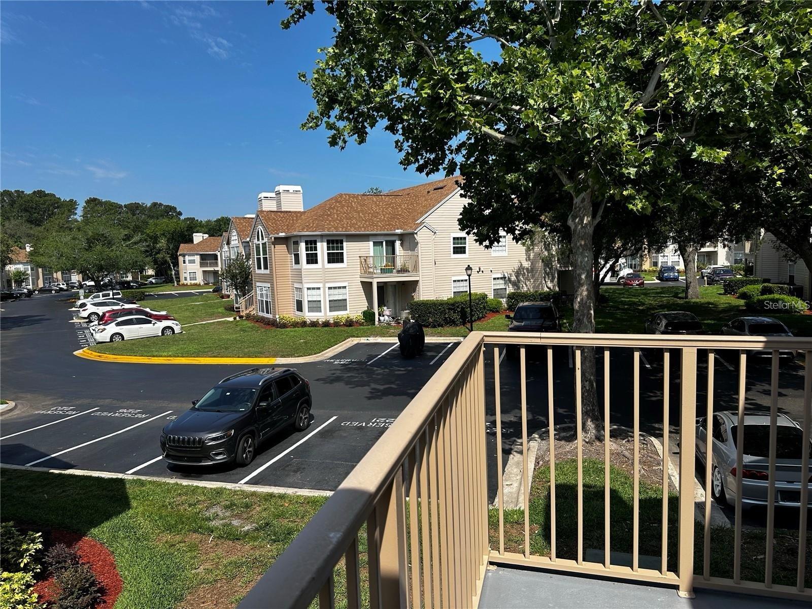 Image 37 of 39 For 652 Roaring Drive 234