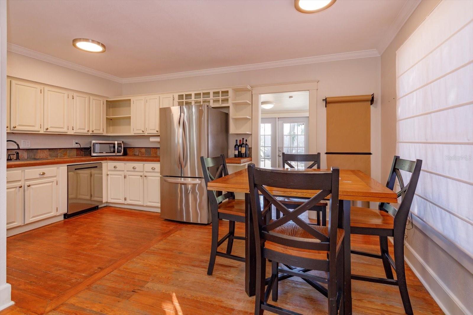 Image 9 of 16 For 1001 Jefferson Street