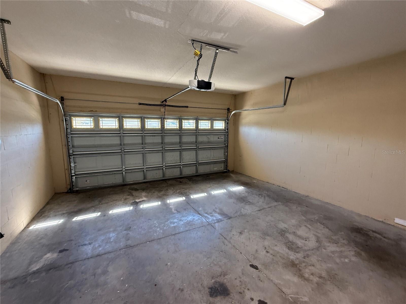 Image 22 of 25 For 5612 Aral Drive