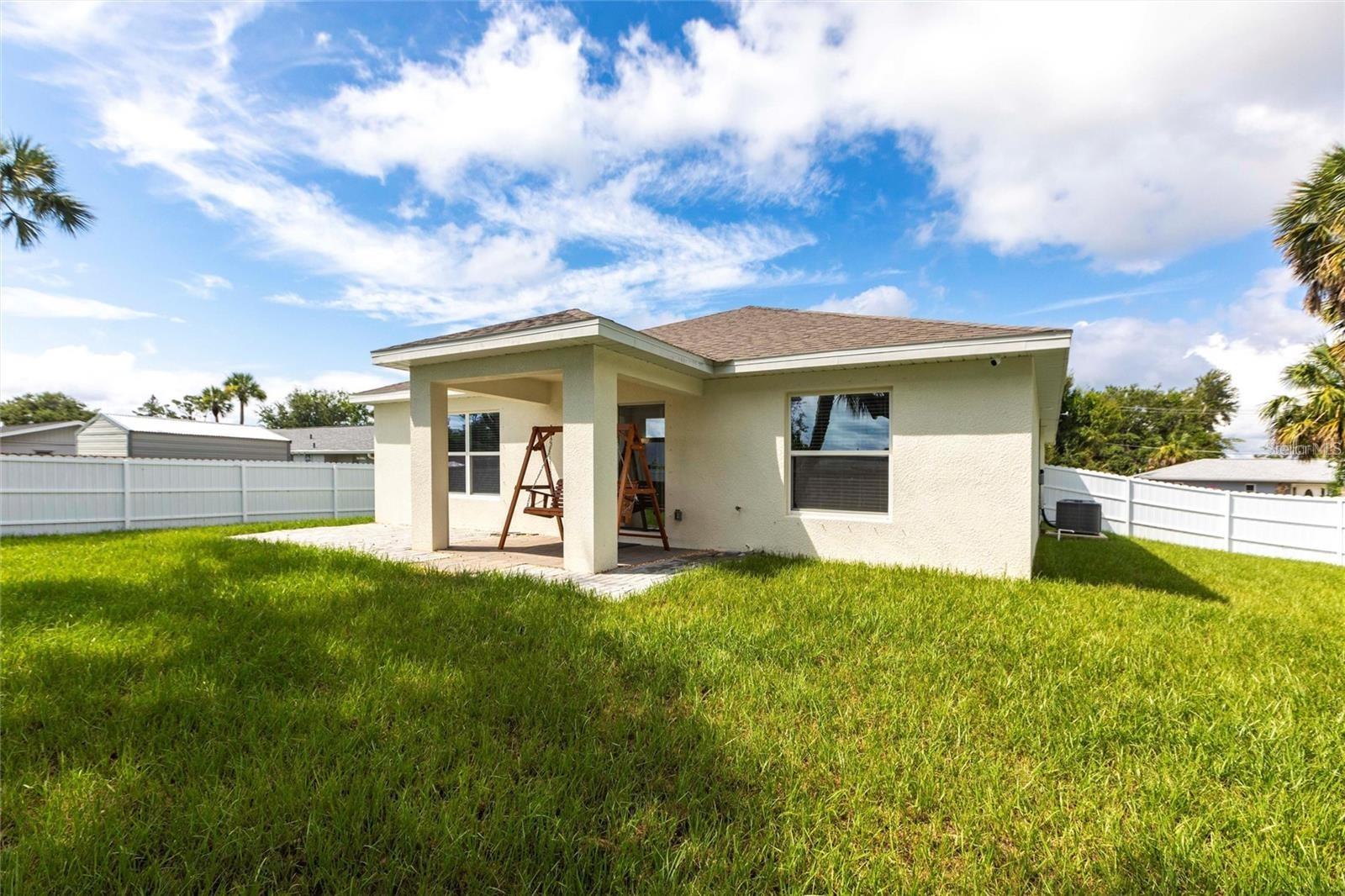 Image 22 of 22 For 2554 Lakeshore Circle