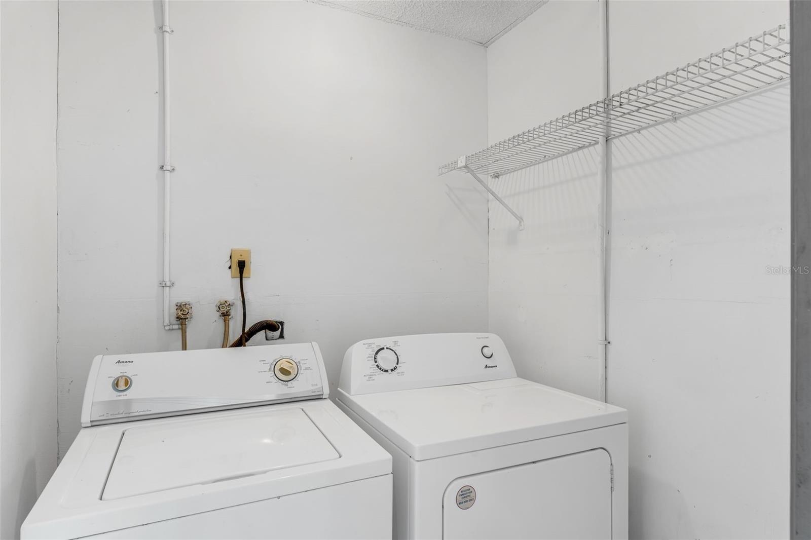 Image 15 of 16 For 2597 Oak Park Way 205