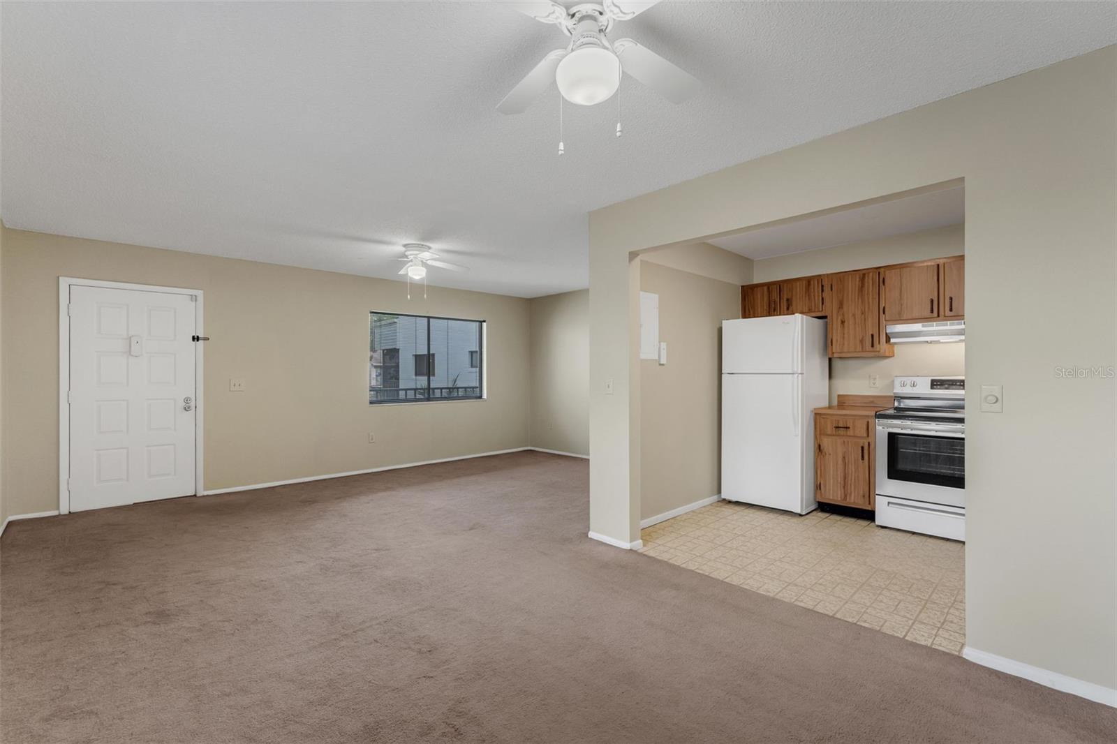 Image 5 of 16 For 2597 Oak Park Way 205