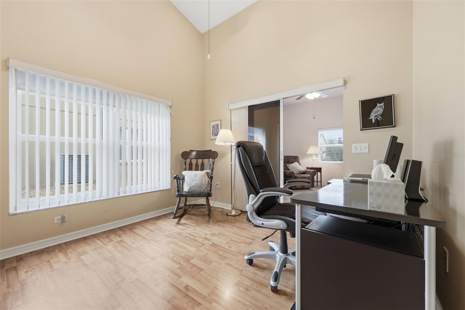 Image 16 of 25 For 1211 Challenger Avenue